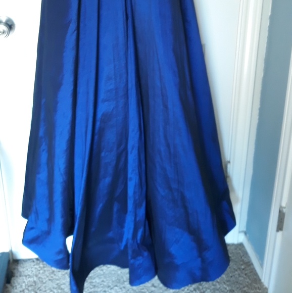 Mac Duggal Strapless Sweetheart A-Line dress - Picture 9 of 11